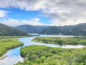 亜熱帯に属する奄美大島で、守るべき地球環境について学ぼう。