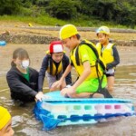 上手に水に浮かべるように練習するところから始めます。 上手に水に浮かべるように練習