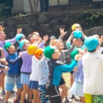 さぁ何が始まるのかな?楽しみだね さぁ何が始まるのかな