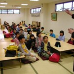 鉱物学習の様子 鉱物学習の様子